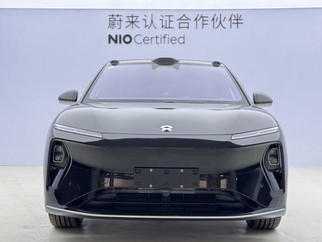 NIO ET9 2024 صورة سيارة #3