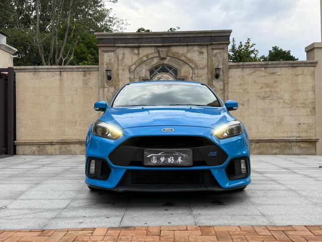 Ford Focus (Imported) 2018 صورة سيارة #3