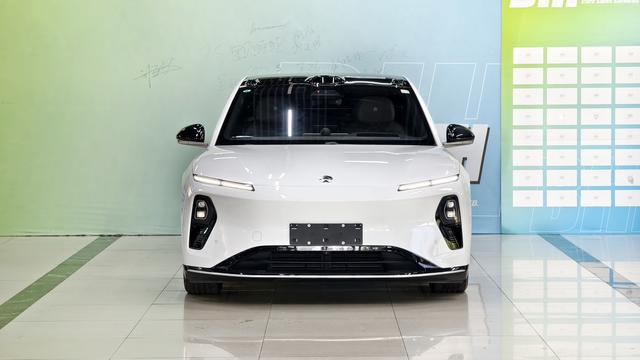 NIO ET9 2024 image de voiture #3