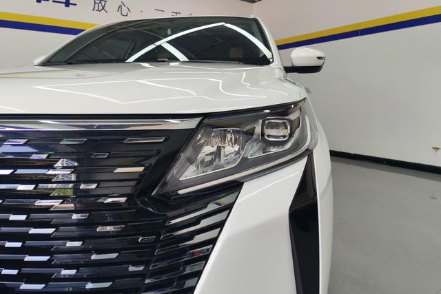 GEELY OkavangoPRO 2024 #3 GEELY OkavangoPRO 2024 car image #3