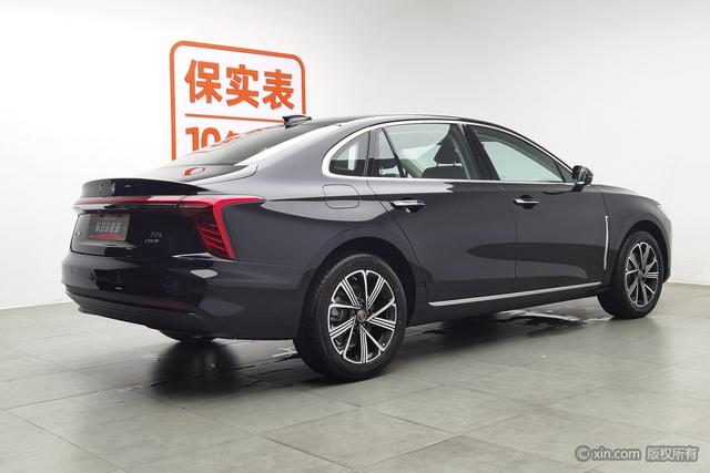 HongQi H5 PHEV 2025 #3 HongQi H5 PHEV 2025 car image #3