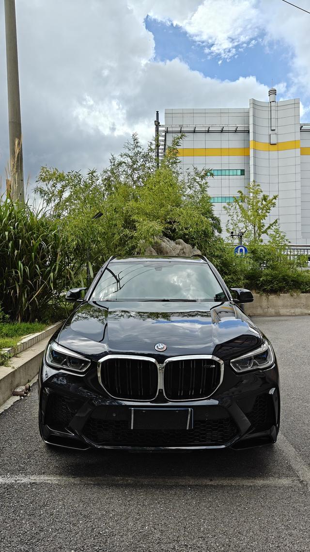 BMW X5 M 2021 #3 BMW X5 M 2021 car image #3