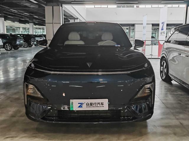 Deepal S09 2025 car image #3