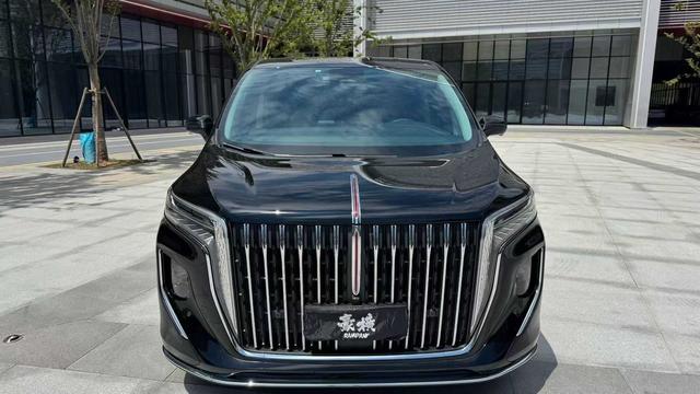 HongQi HQ9 2023 #3 HongQi HQ9 2023 car image #3