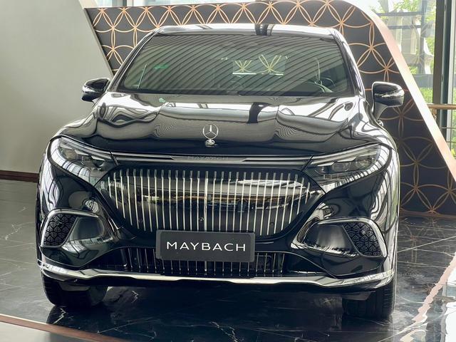Mercedes-Benz MaybachEQS SUV #3 Mercedes-Benz MaybachEQS SUV immagine di auto #3