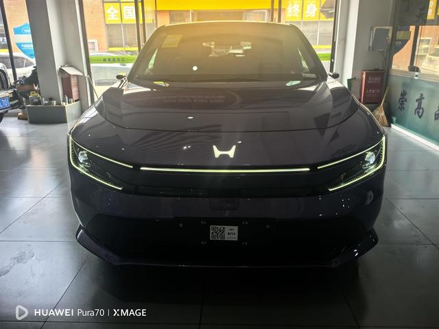 Honda P7 2025 car image #3