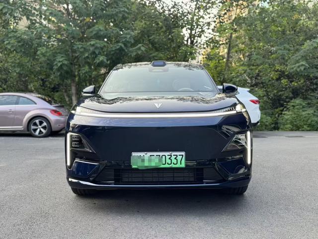 Deepal S09 2025 #3 Deepal S09 2025 car image #3