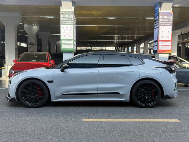 极氪 极氪001 FR 2023 汽车图片 #3