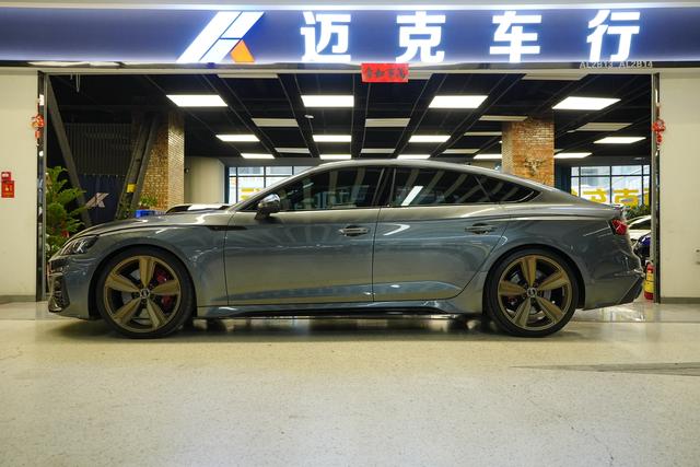 Audi RS 5 2022 #3 Audi RS 5 2022 صورة سيارة #3