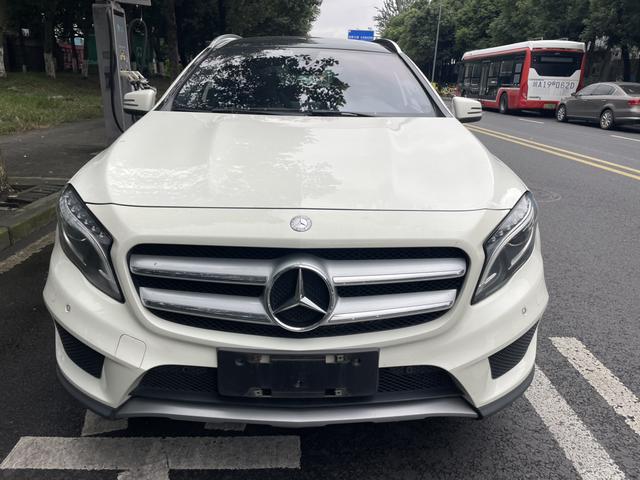 Mercedes-Benz GLA Class (Imported) 2015 car image #3