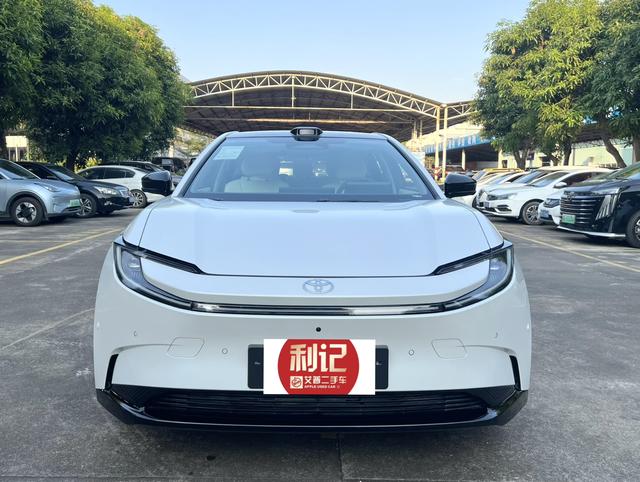 丰田 丰田bZ5 2025 汽车图片 #3