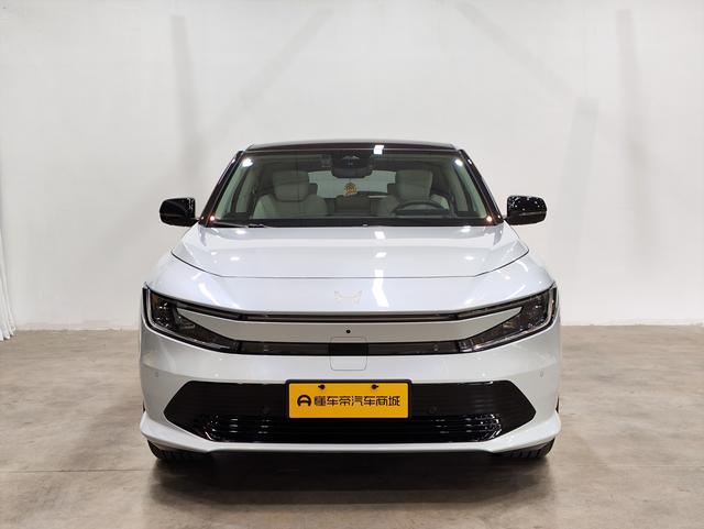 Honda P7 2025 car image #3