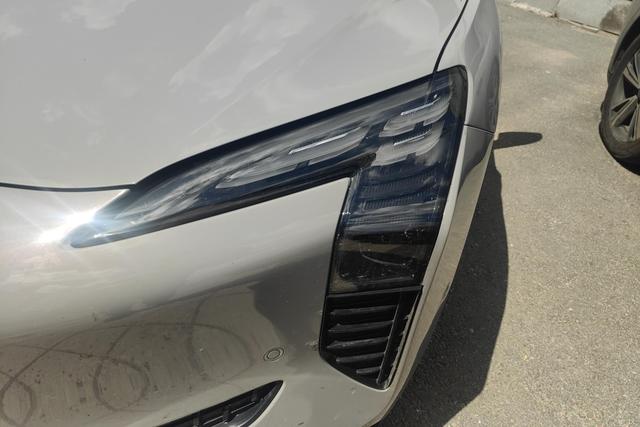 HongQi EH7 2024 #3 HongQi EH7 2024 imagen de coche #3