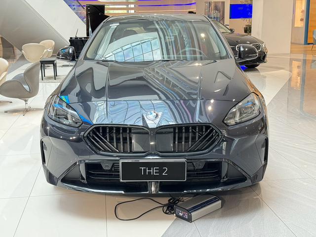 BMW 2 Series car image #3