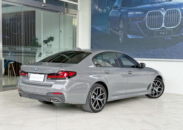 BMW 5 Series (Imported) 2021 #3 BMW 5 Series (Imported) 2021 immagine di auto #3