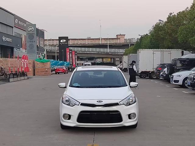 Kia Forte Koup 2015 imagen de coche #3