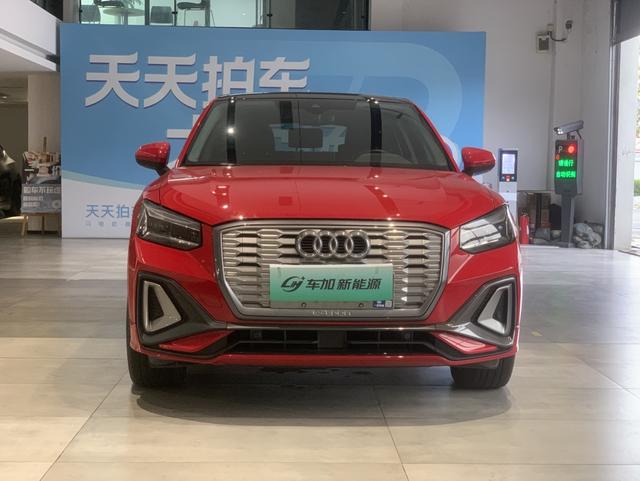 Audi Q2L e-tron 2022 #3 Audi Q2L e-tron 2022 car image #3