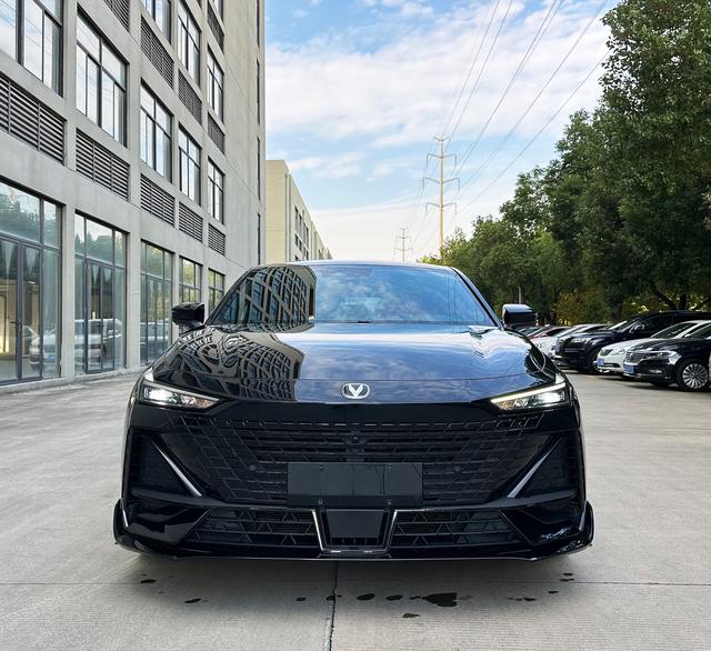 长安 长安UNI-V 2023 汽车图片 #3