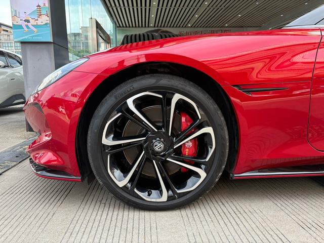 MG Cyberster car image #3