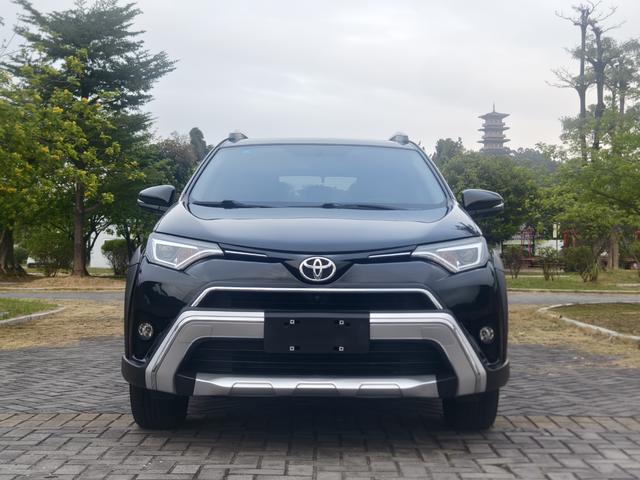 Toyota RAV4 Hybird E+ 2018 #3 Toyota RAV4 Hybird E+ 2018 imagem de carro #3