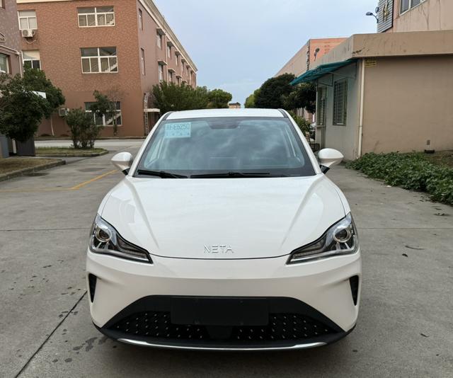 哪吒汽车 哪吒AYA 2023 汽车图片 #3