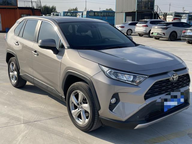 Toyota RAV4 Hybird E+ 2022 #3 Toyota RAV4 Hybird E+ 2022 car image #3