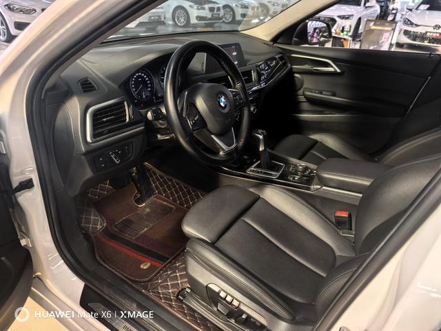 BMW i4 M50 2018 car image #3