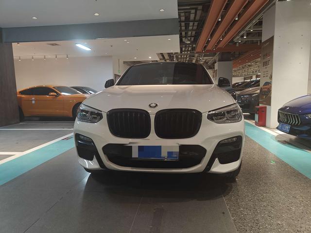 BMW X4 2018 صورة سيارة #3