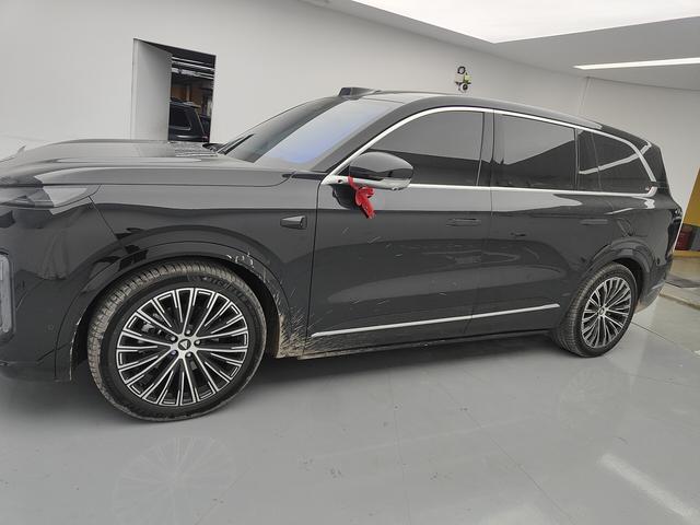 Deepal S09 2025 immagine di auto #3