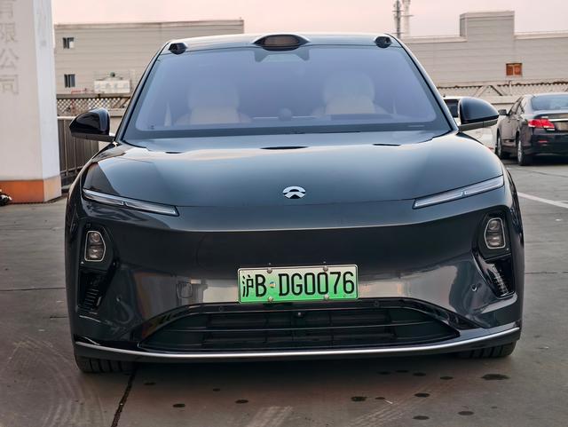 蔚来 蔚来ET9 2025 汽车图片 #3