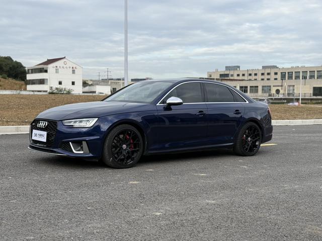 Audi S4 2019 car image #3