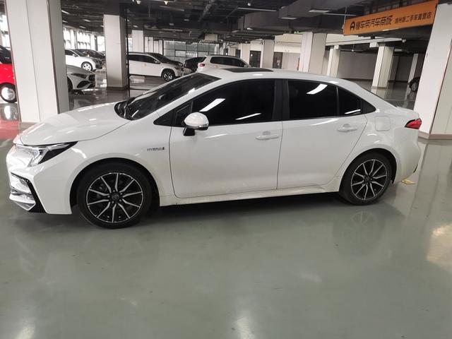 Toyota Levin Hybird E+ 2023 car image #3