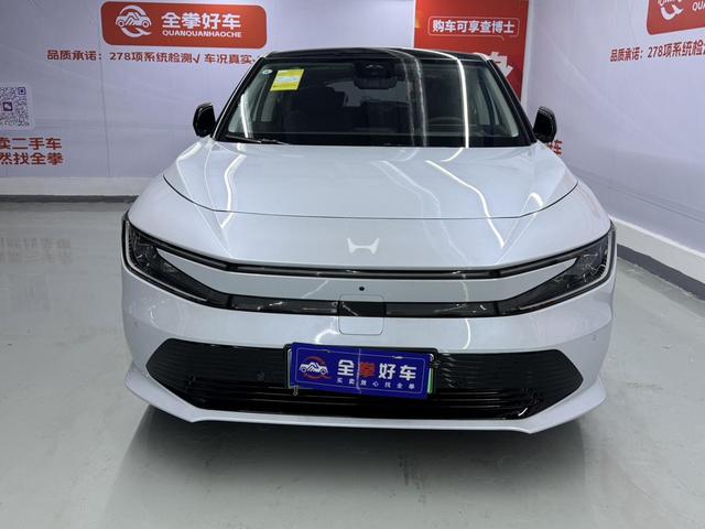 Honda P7 2025 #3 Honda P7 2025 car image #3