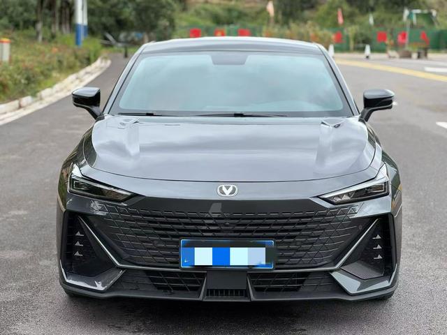 Changan CS15 EV 2023 car image #3