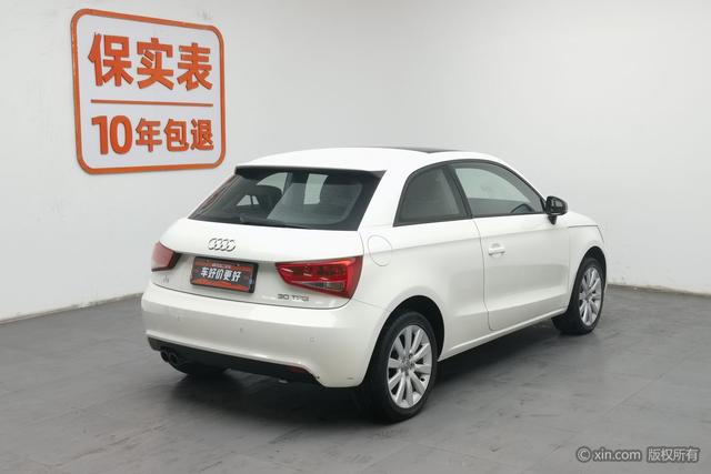 Audi A4 2014 car image #3