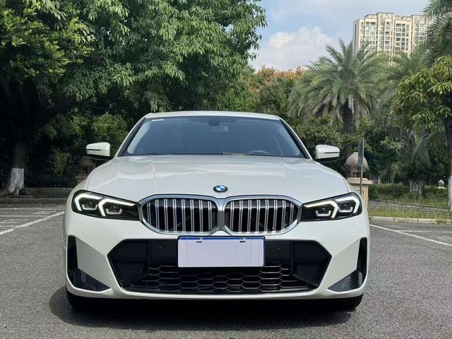 BMW 1 Series M 2023 #3 BMW 1 Series M 2023 car image #3