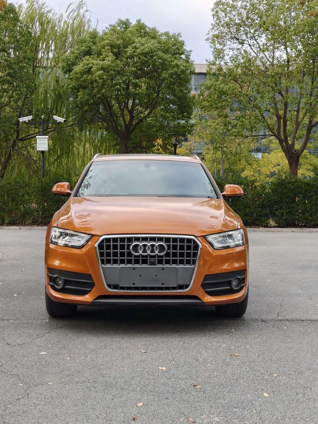 Audi Q3 (Imported) 2012 car image #3