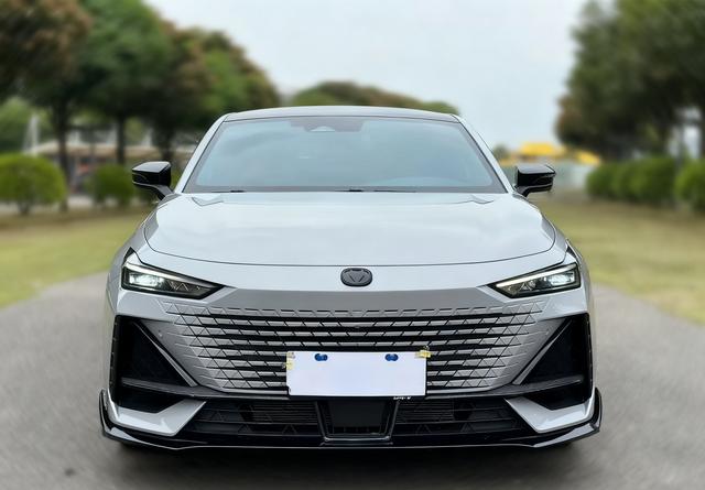 Changan CS35MAX 2023 car image #3