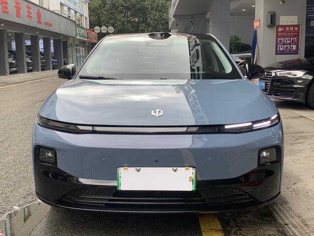 零跑汽车 零跑B01 2025 汽车图片 #3