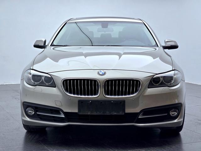 BMW i4 M50 2016 car image #3