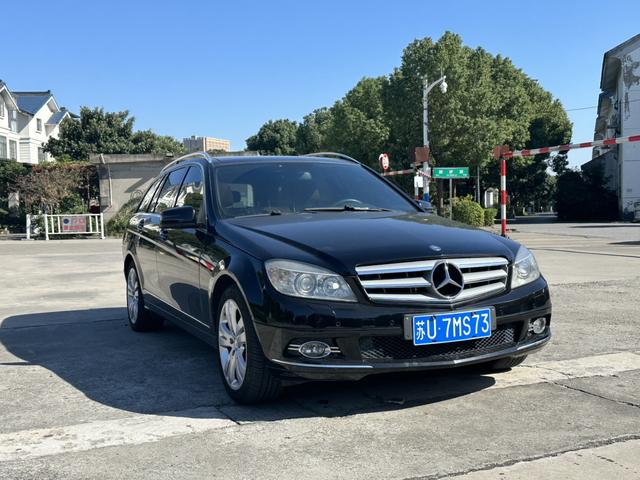 Mercedes-Benz M AMG 2011 صورة سيارة #3