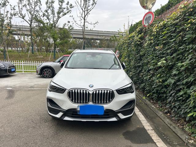 BMW iX M60 2021 #3 BMW iX M60 2021 car image #3