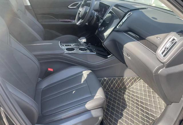 HongQi HS3 PHEV 2025 immagine di auto #3