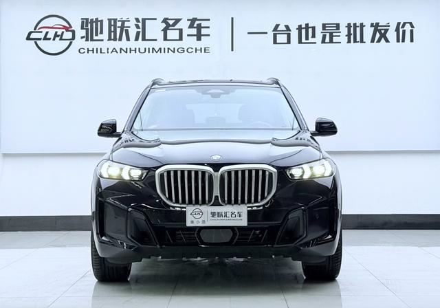 BMW X5 2024 car image #3