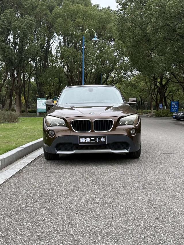 BMW i5 M60 2012 car image #3