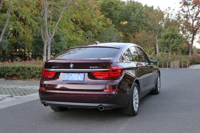BMW 5 Series GT 2012 #3 BMW 5 Series GT 2012 صورة سيارة #3
