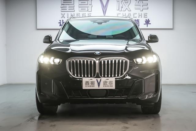 BMW X5 2023 car image #3