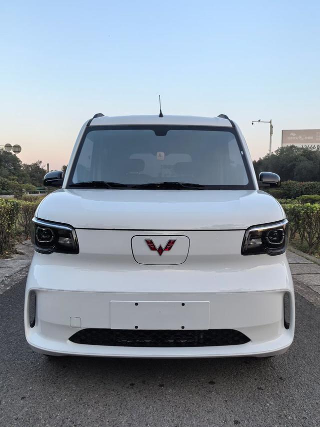 五菱汽车 五菱之光新能源 2025 汽车图片 #3