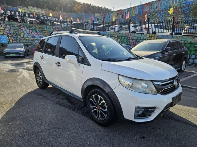 Forthing JOYEAR XV 2015 صورة سيارة #3