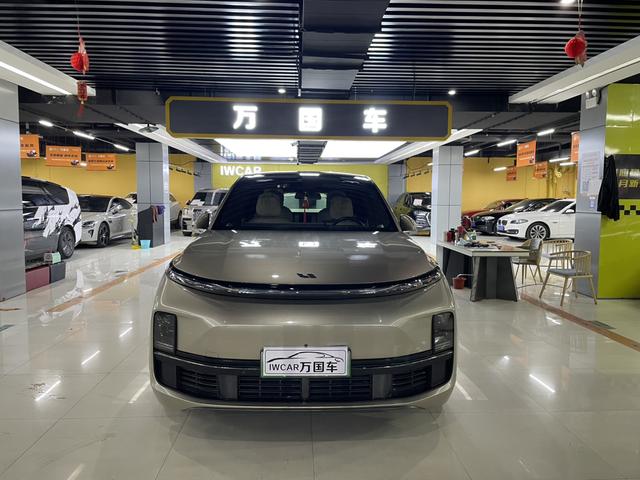 Li L8 2023 изображение автомобиля #3
